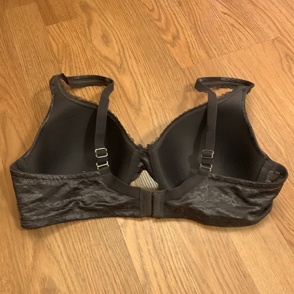 NWOT Vintage Victoria’s Secret lightly Lined Bra - Picture 3 of 7